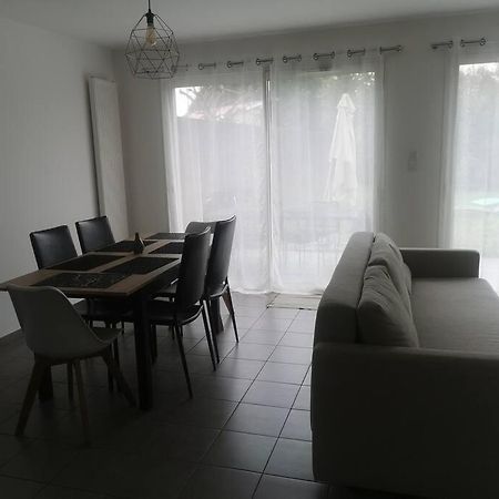 Jolie Maison Entiere Avec 3 Chambres Centre Ville Saint-André-de-Cubzac Extérieur photo