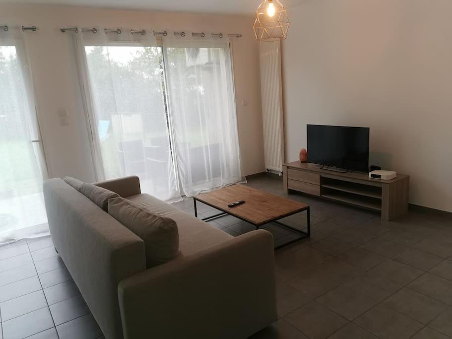 Jolie Maison Entiere Avec 3 Chambres Centre Ville Saint-André-de-Cubzac Extérieur photo